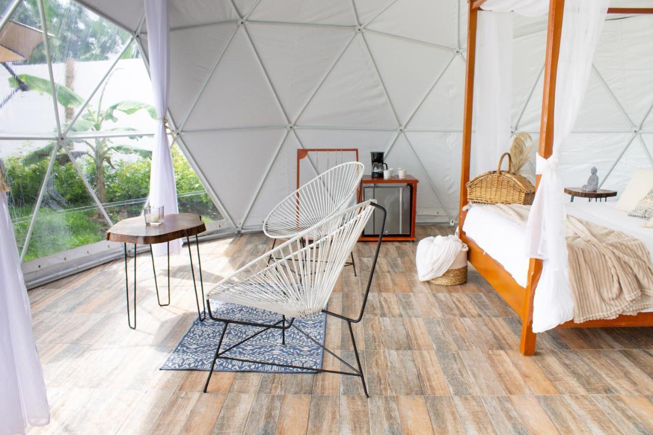 キンバヤ Orange Glampingヴィラ エクステリア 写真