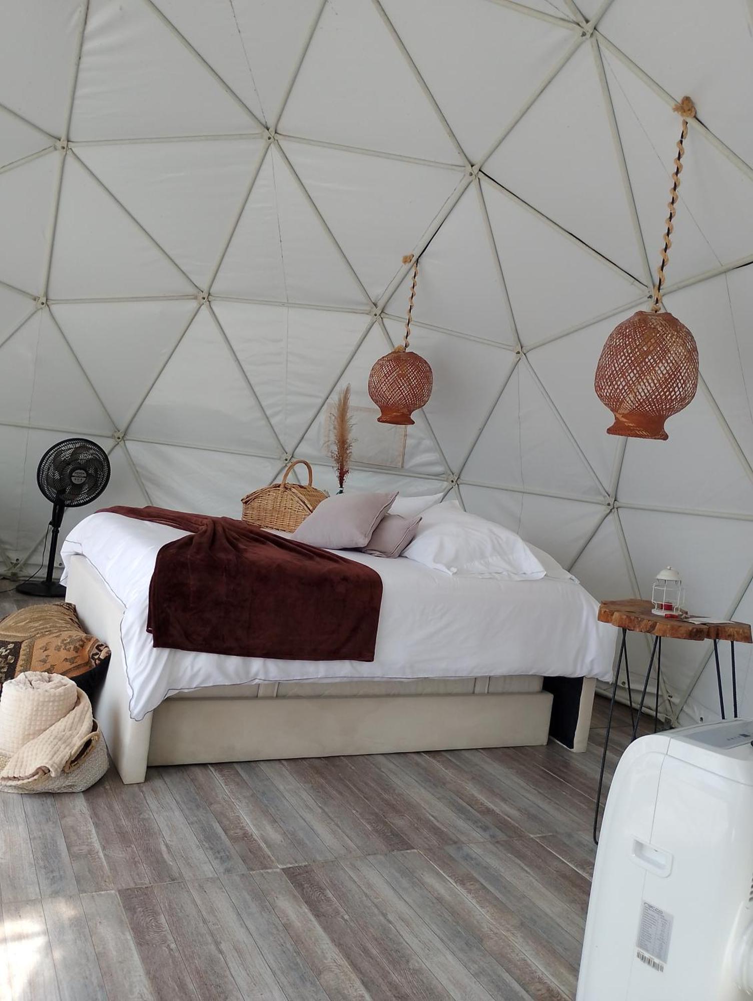 キンバヤ Orange Glampingヴィラ エクステリア 写真